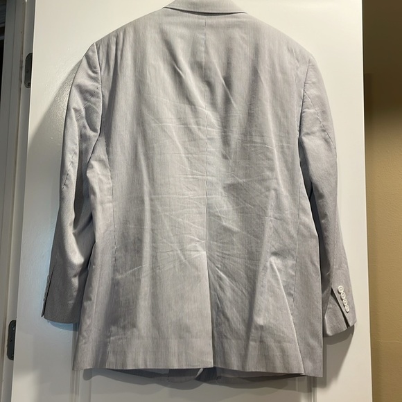 Jos. A. Bank Light Gray and White Stripe Suit Jacket size 48R - Picture 10 of 12